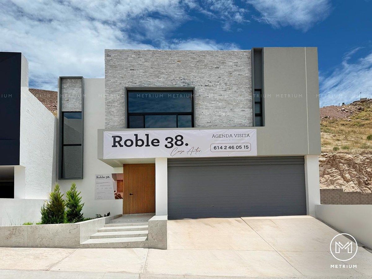 CASA AUTOR ROBLE 38, CUMBRES DE DOMINION FRENTE AREA VERDE, foto 1 de 33