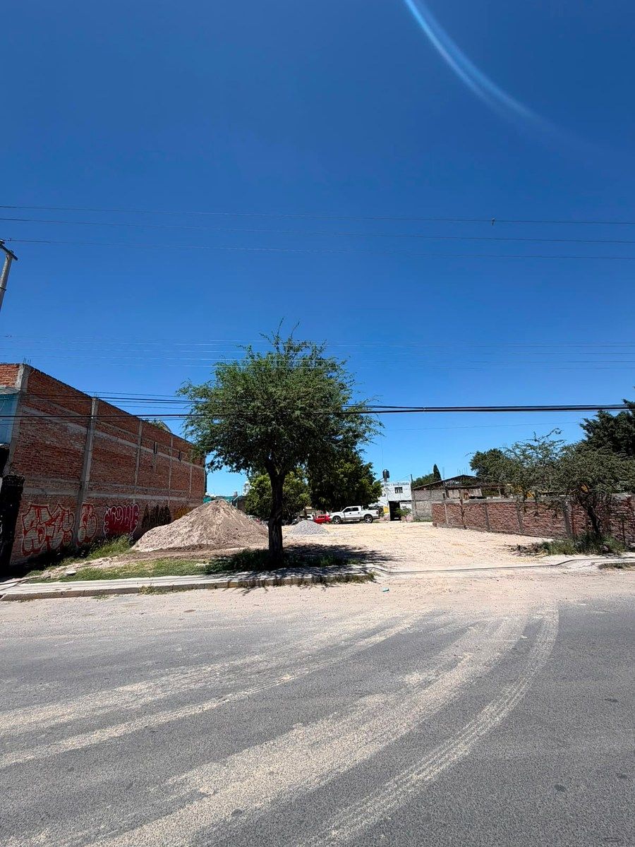 AV ANENECUILCO $ 20.000, foto 1 de 8