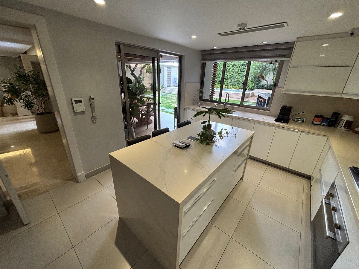 Casa en Altos de Arroyo Hondo III, Santo Domingo Centro (Distrito Nacional), foto 11 de 32