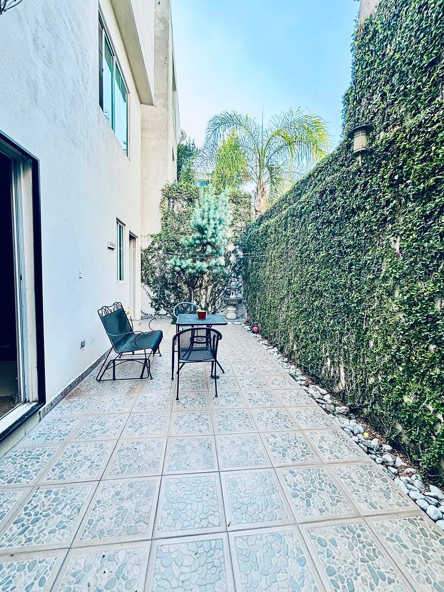 House in Cumbres Elite 8vo Sector, Monterrey, photo 2 of 10