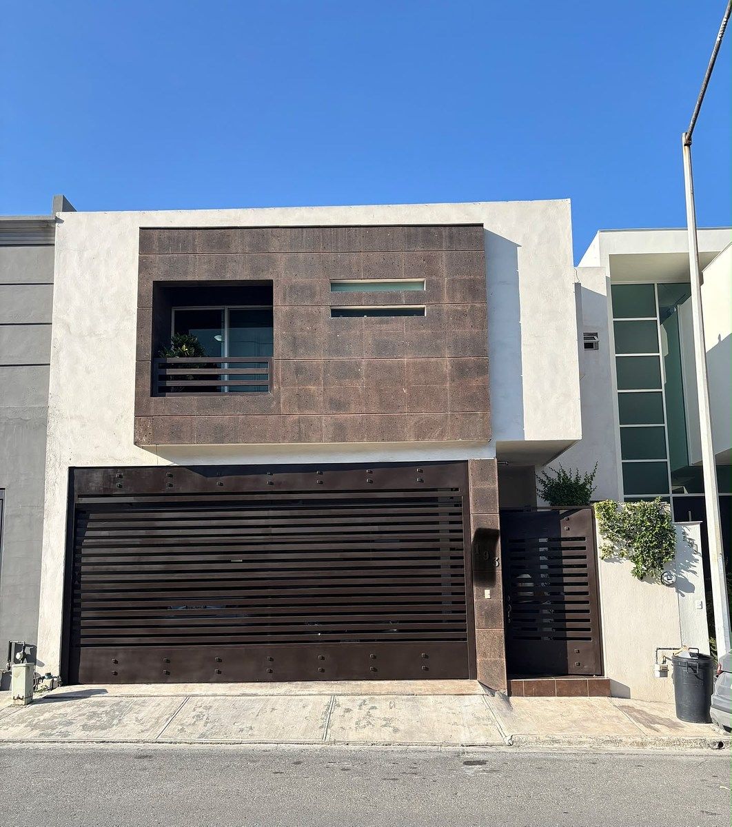 House for Sale, Cumbres Elite 8th Sector, Monterrey NL, photo 1 of 10