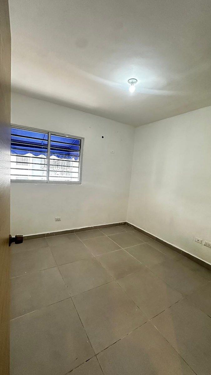 Apartamento en Hainamosa, Santo Domingo Este, foto 2 de 13