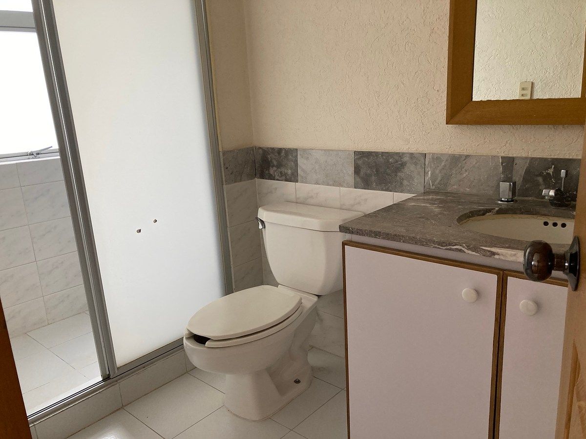 Apartment in Hacienda de las Palmas, Huixquilucan, photo 9 of 21