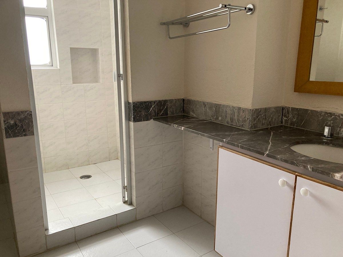 Apartment in Hacienda de las Palmas, Huixquilucan, photo 11 of 21