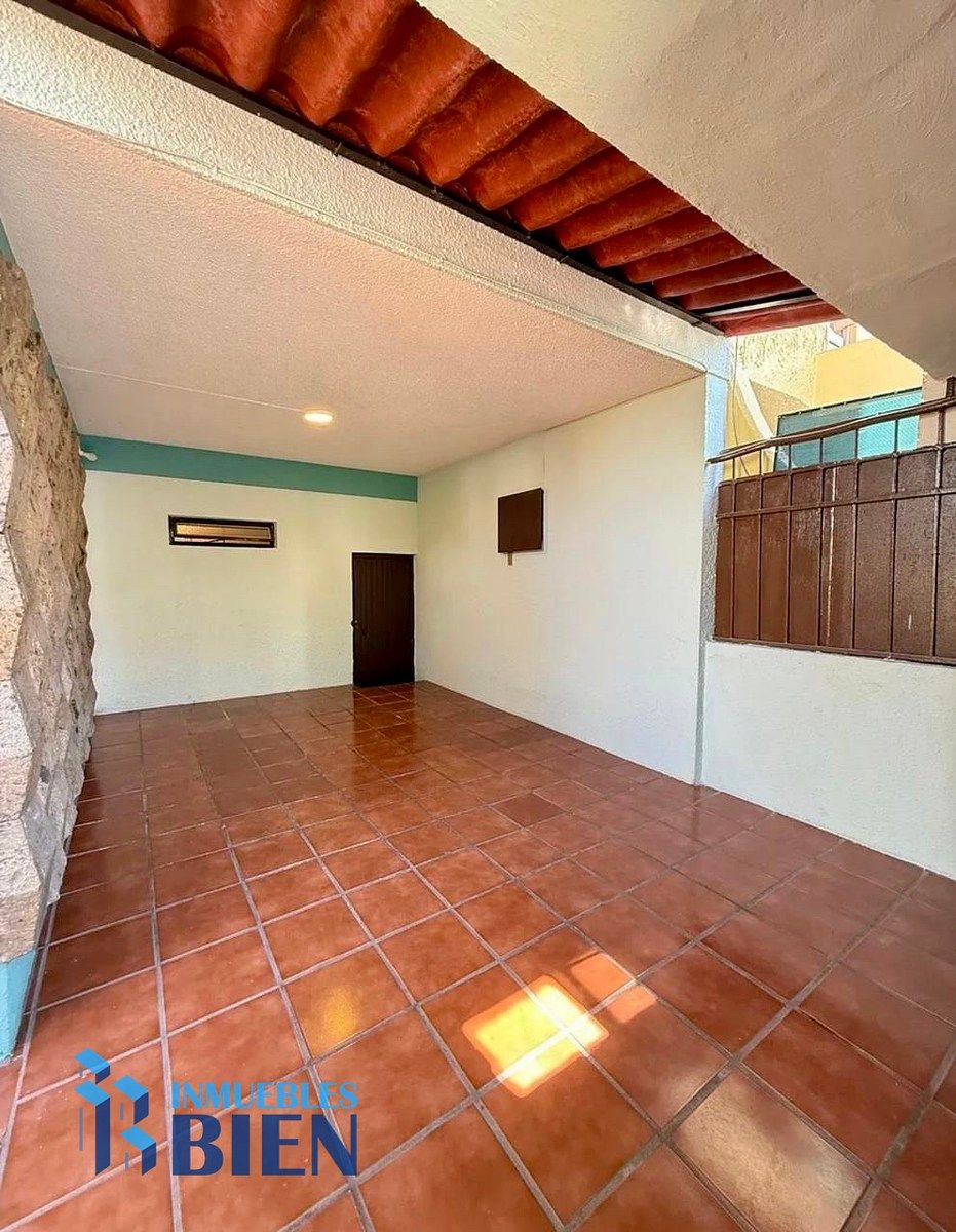 Casa con uso de suelo en Jardines del Country, Guadalajara, foto 6 de 27