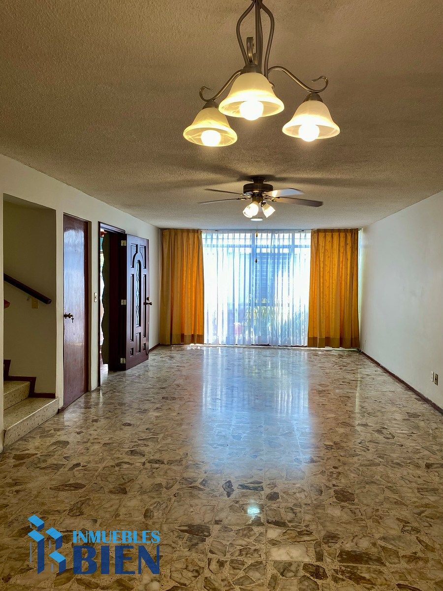 Casa con uso de suelo en Jardines del Country, Guadalajara, foto 10 de 27