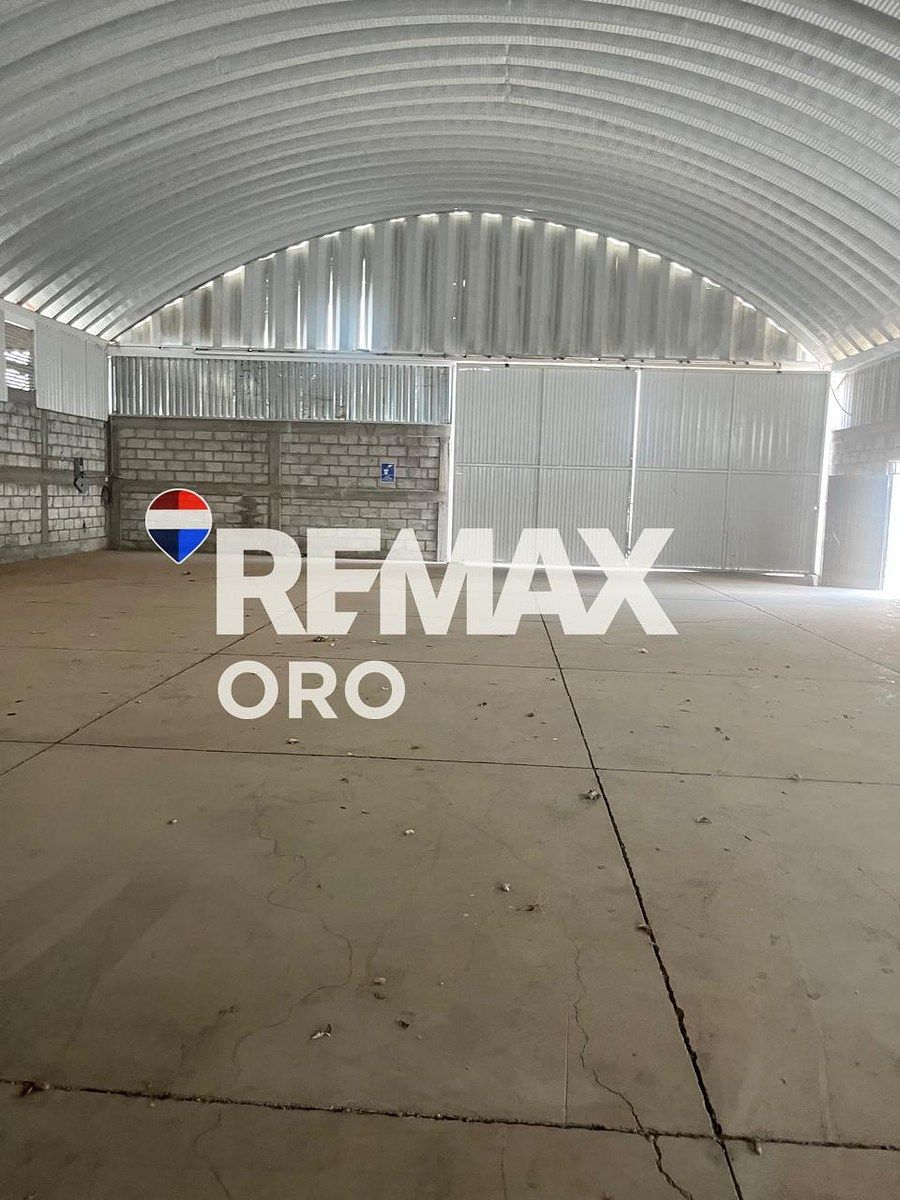 Industrial Warehouse in Epigmenio González, Pedro Escobedo, photo 4 of 14