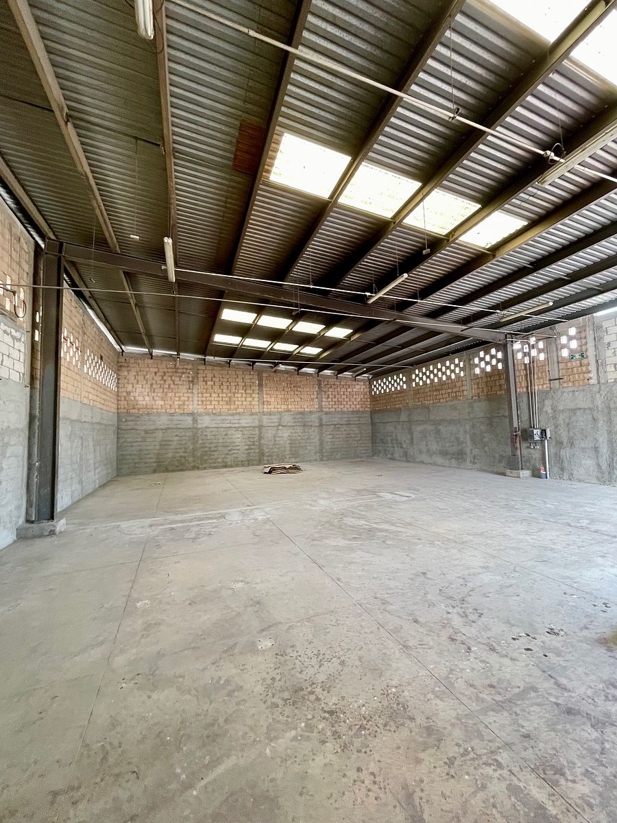 Bodega 2, photo 5 of 9