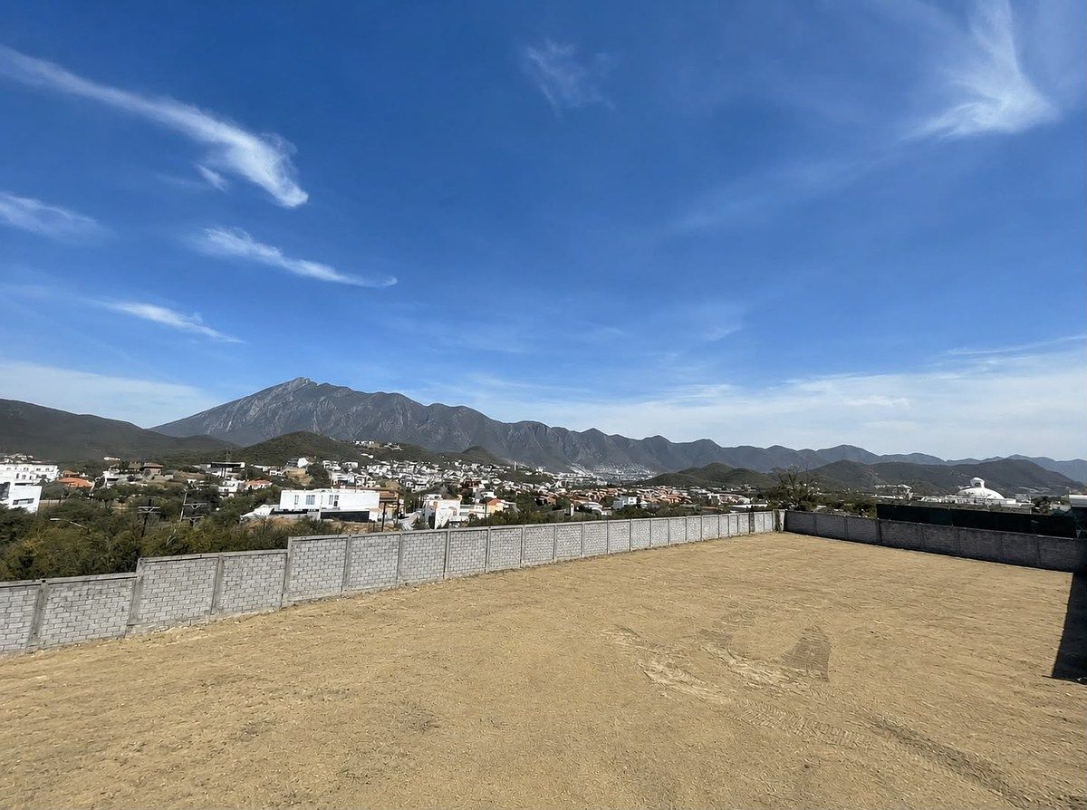 Terreno en venta Hacienda los Encinos - Santiago, foto 1 de 3