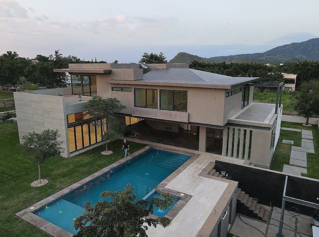 Casa en condominio en Santa Sofía Hacienda Country Club, El Arenal, foto 2 de 30