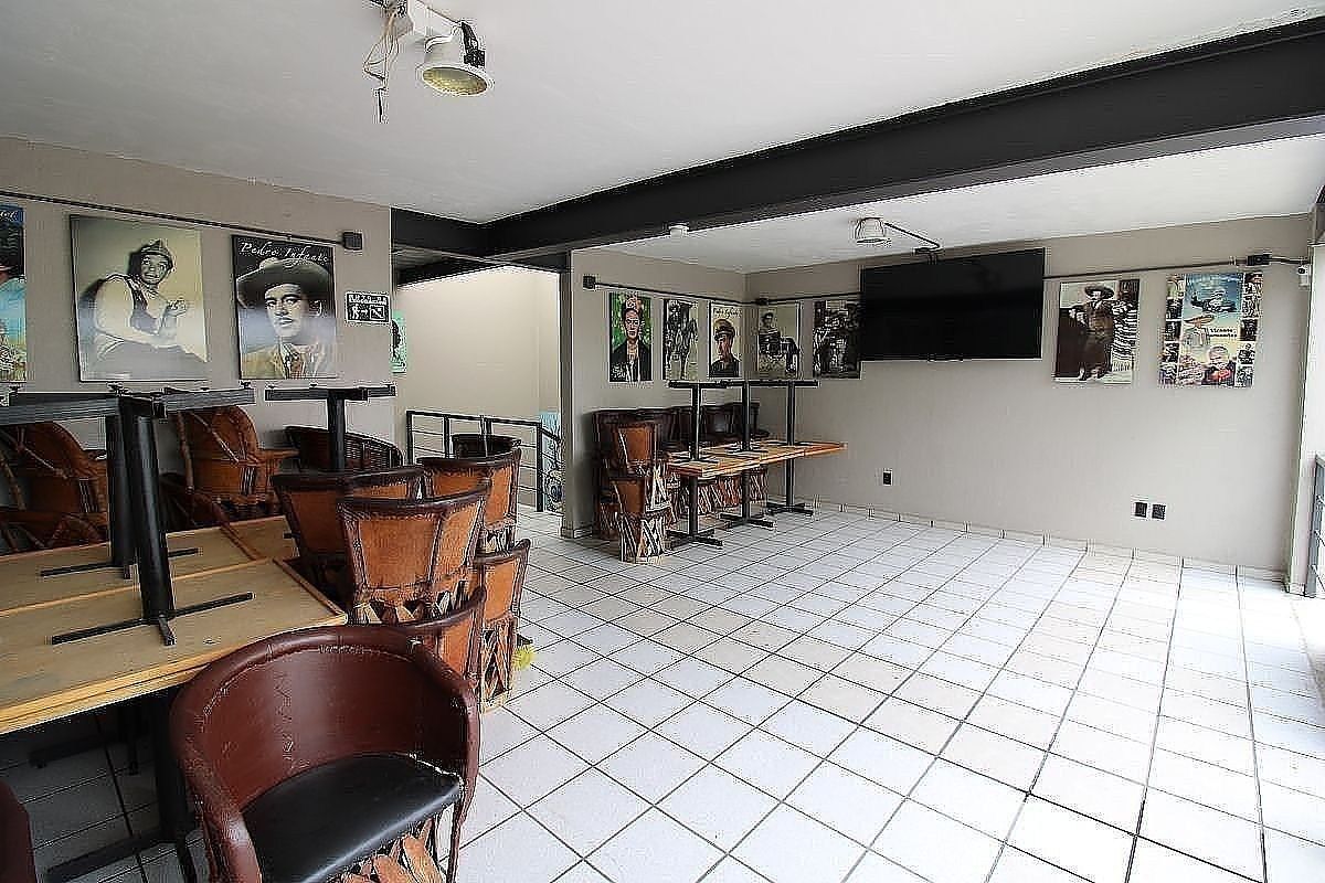 Local comercial en Americana, Guadalajara, foto 12 de 24