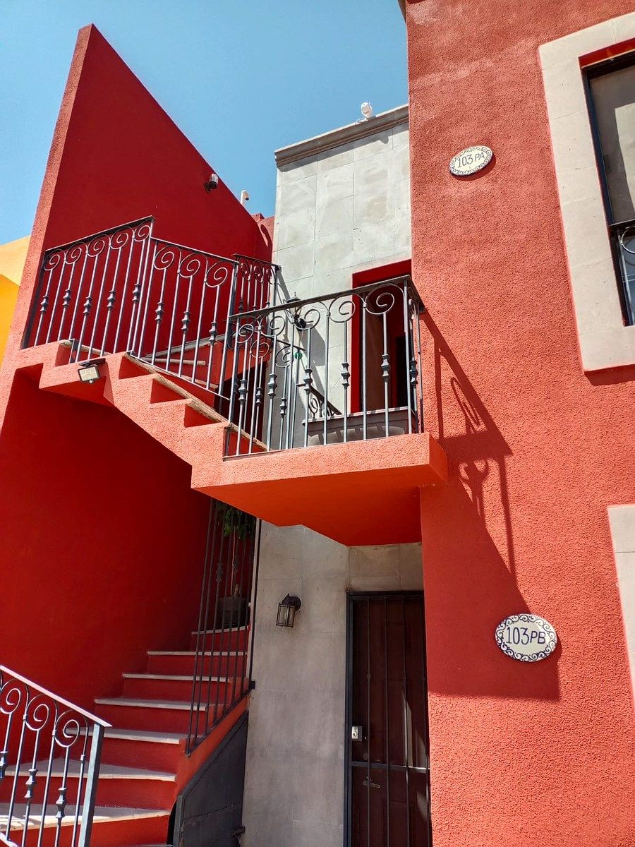 CASA  EN VENTA  SÓLO PLANTA ALTA  CON ROOF GARDEN, foto 1 de 26
