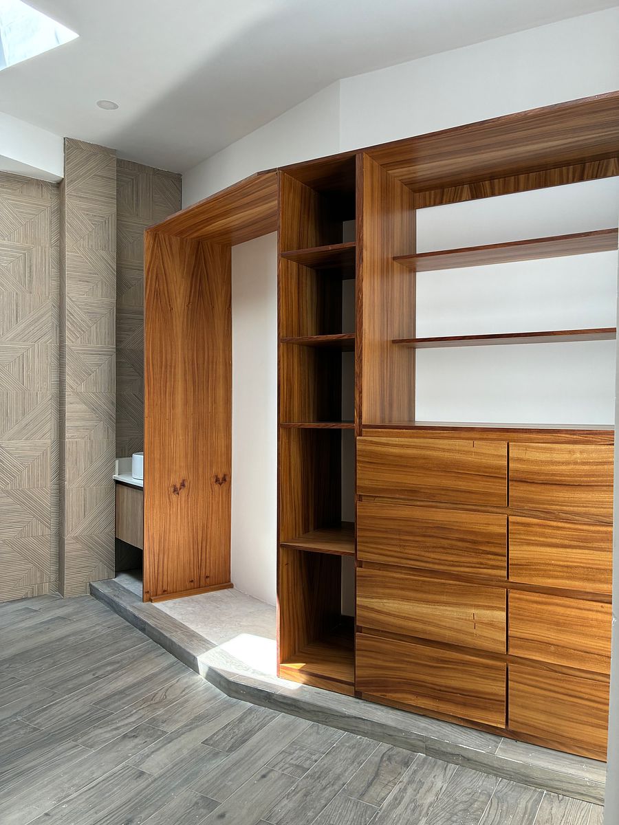Recámara principal - Ámplio vestidor, foto 18 de 45