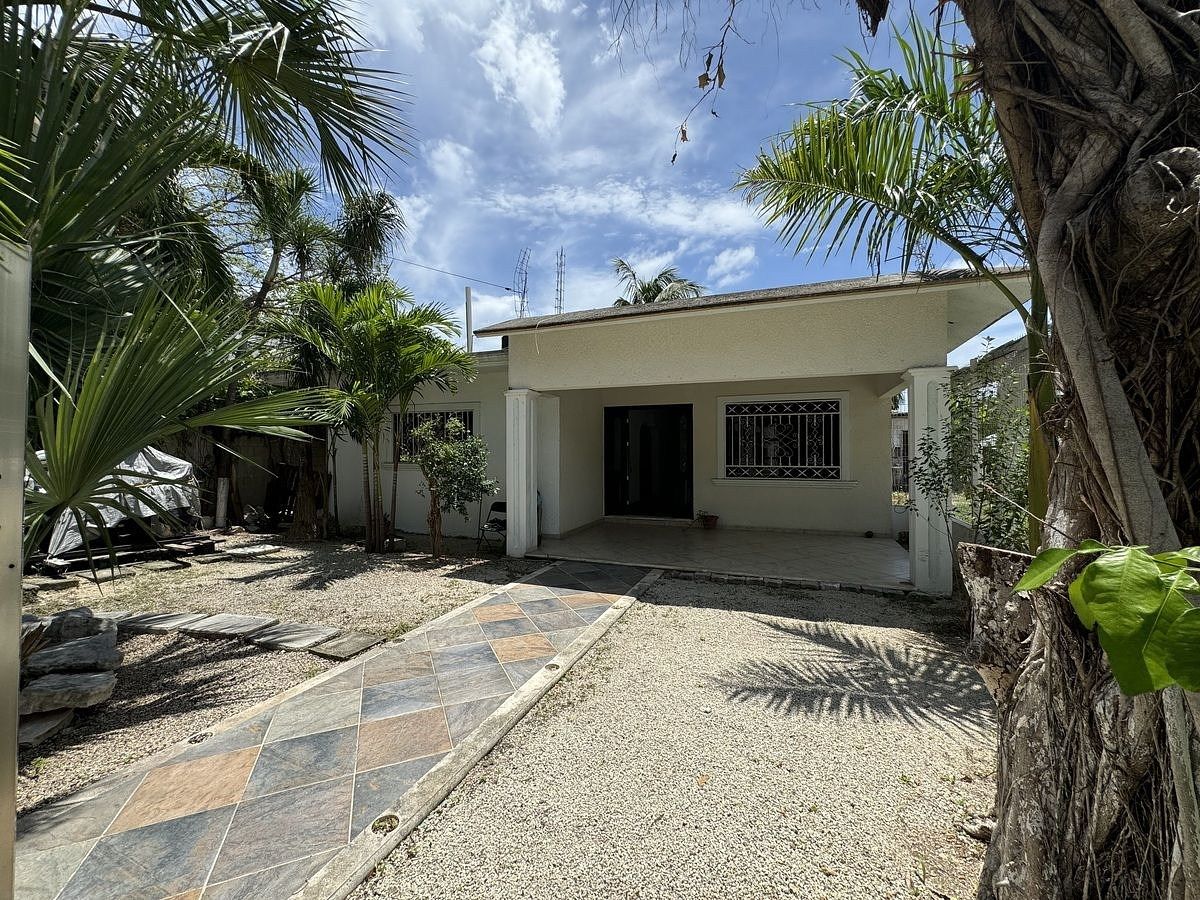 Casa en Ejidal, Playa del Carmen, foto 2 de 16