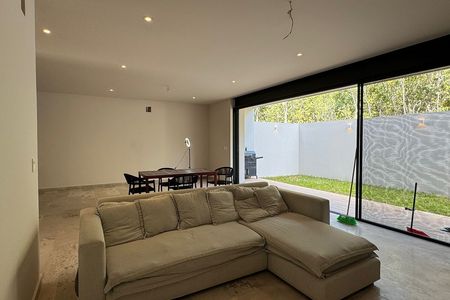 CASA EN VENTA | VÍA CUMBRES, CANCÚN