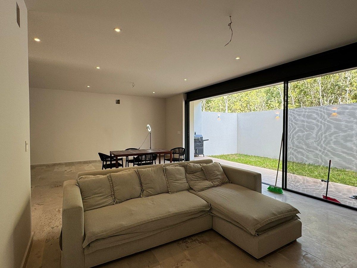 Casa em Vía Cumbres Residencial, Benito Juárez, foto 5 de 21