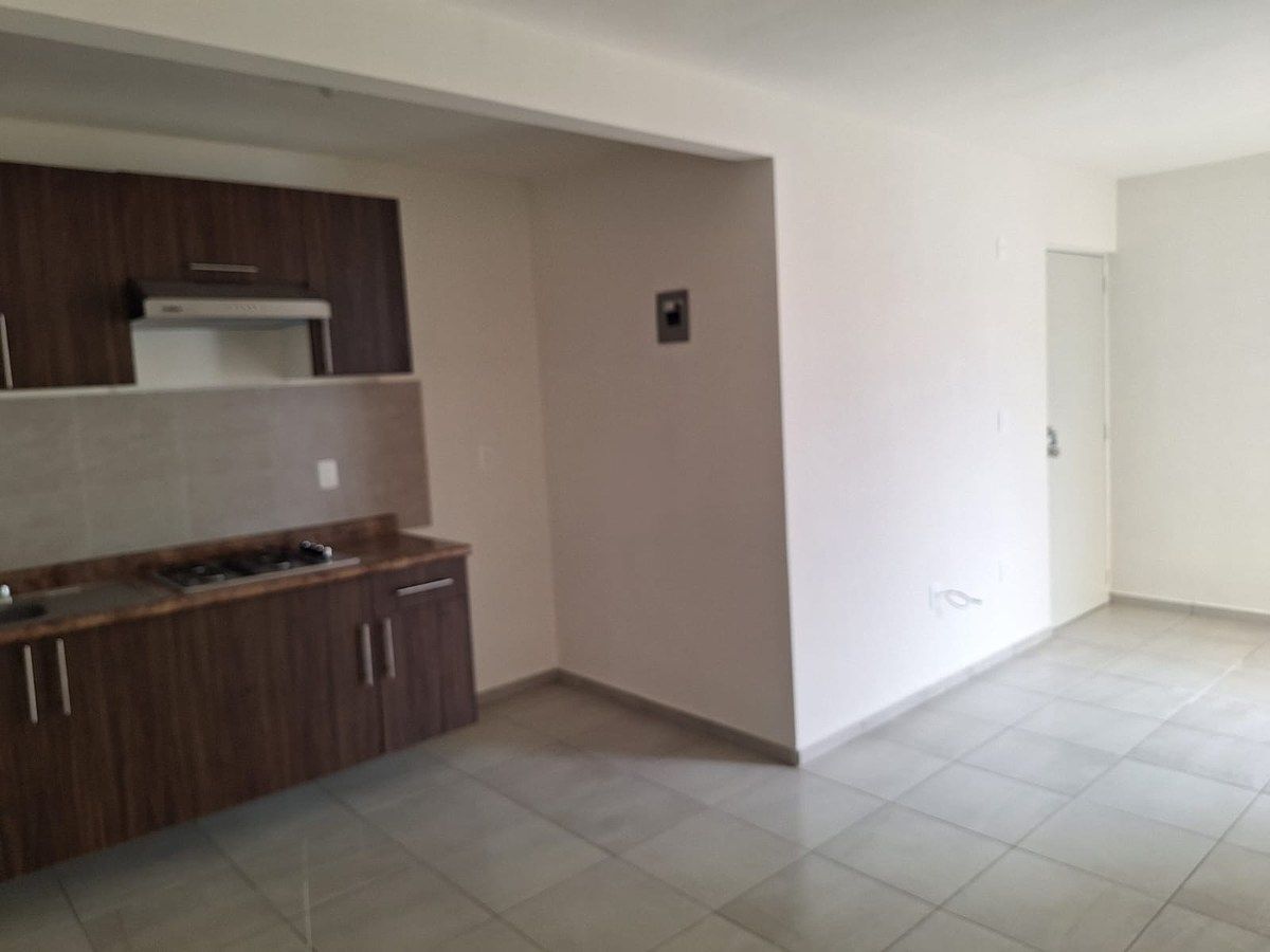 Renta de Departamento en Villas del Refugio, photo 1 of 21
