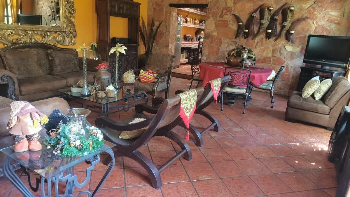 Casa em El Cerrito, Tlaquepaque, foto 14 de 18