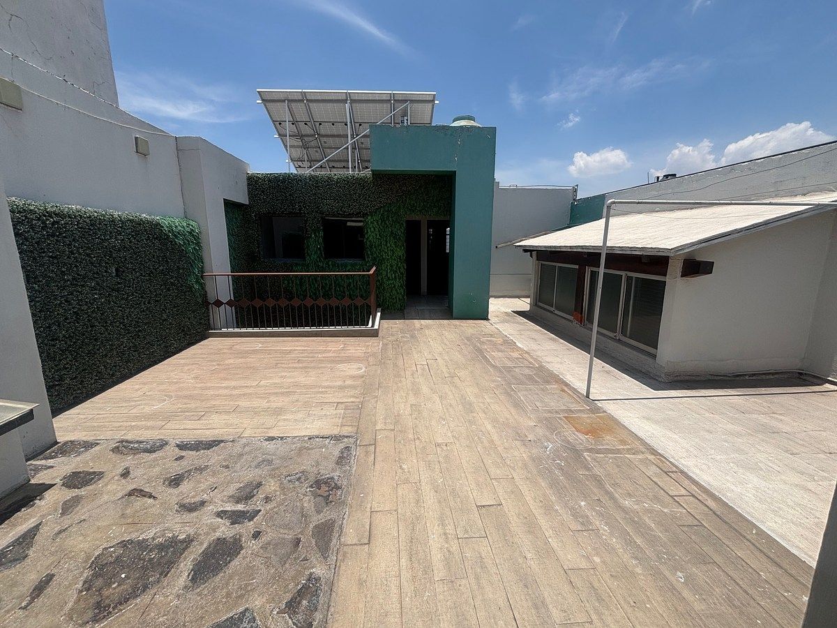 House with Commercial Use in Chapalita, Guadalajara, photo 12 of 27