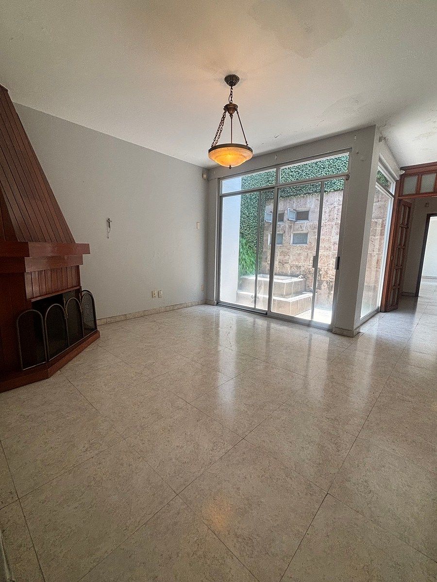 House with Commercial Use in Chapalita, Guadalajara, photo 20 of 27