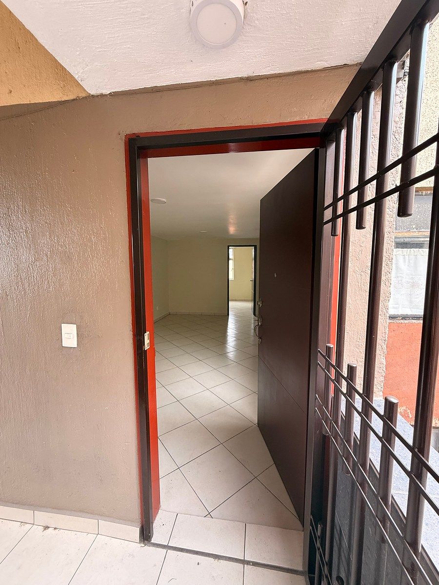 Apartment in La Loma, Guadalajara, photo 2 of 13