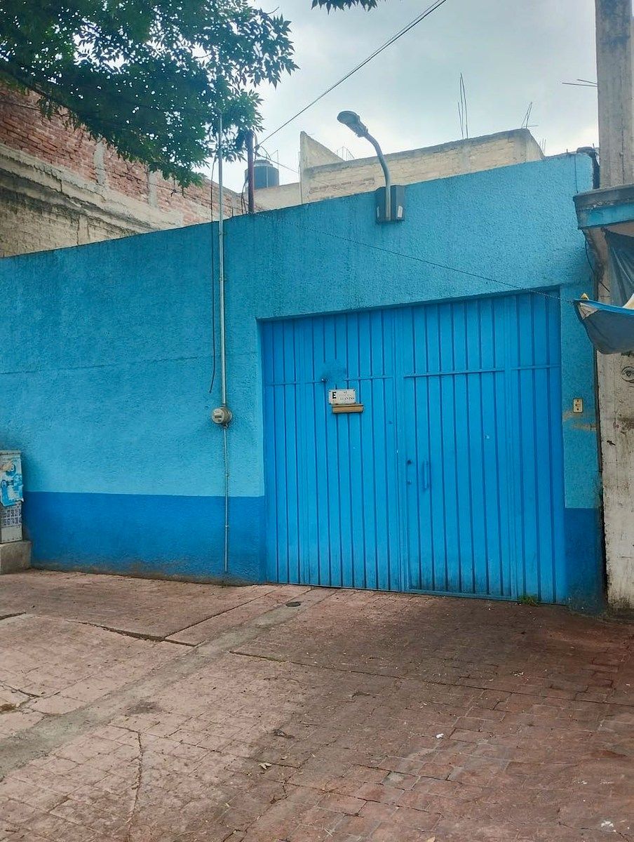 Casa en Venta en Miguel Hidalgo | Ideal para Remodelar o Desarrollar, photo 1 of 13
