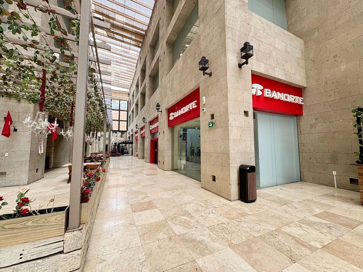 Sala Comercial em Valle Escondido, Atizapán de Zaragoza, foto 3 de 14