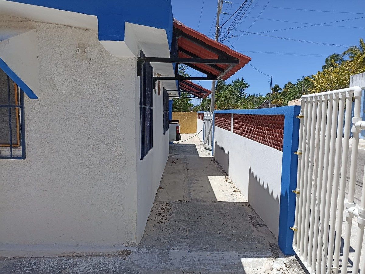 House in Chabihau, Yobaín, photo 8 of 14