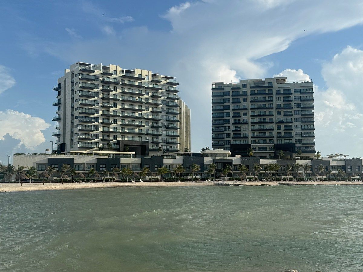 Departamento en Yucalpetén Resort Marina, Torre Sotavento, foto 1 de 38