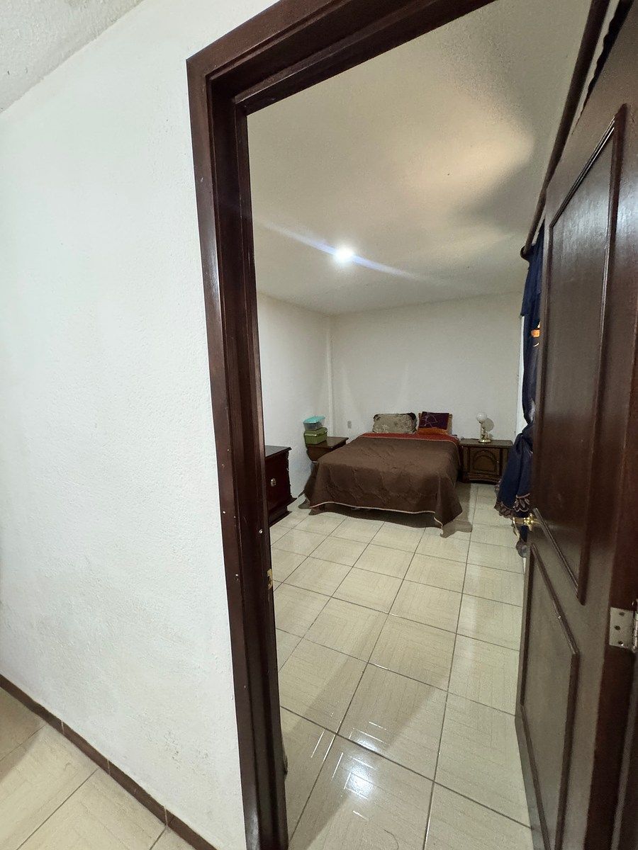 House with Commercial Use in Ex-Hacienda Santana, Querétaro, photo 17 of 18