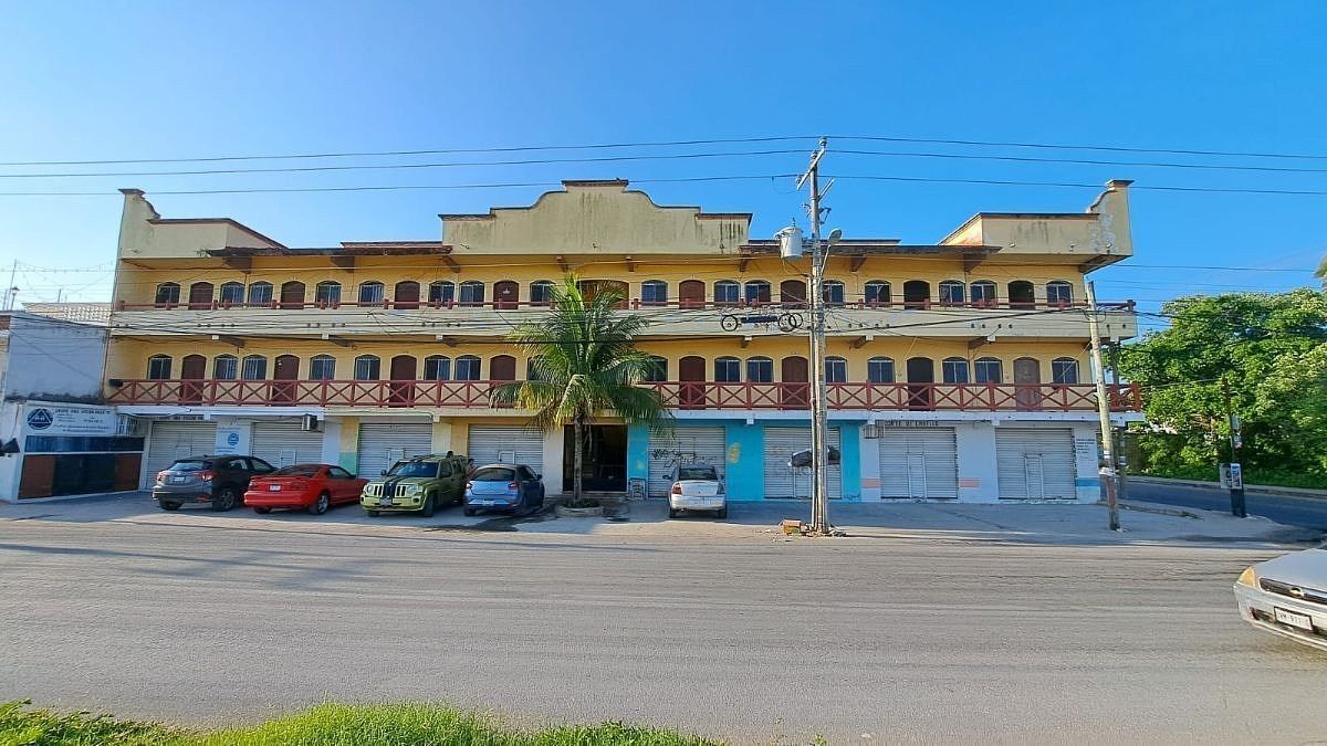 EDIFICIO EN VENTA CON USO DE SUELO MIXTO | CANCÚN, foto 1 de 19