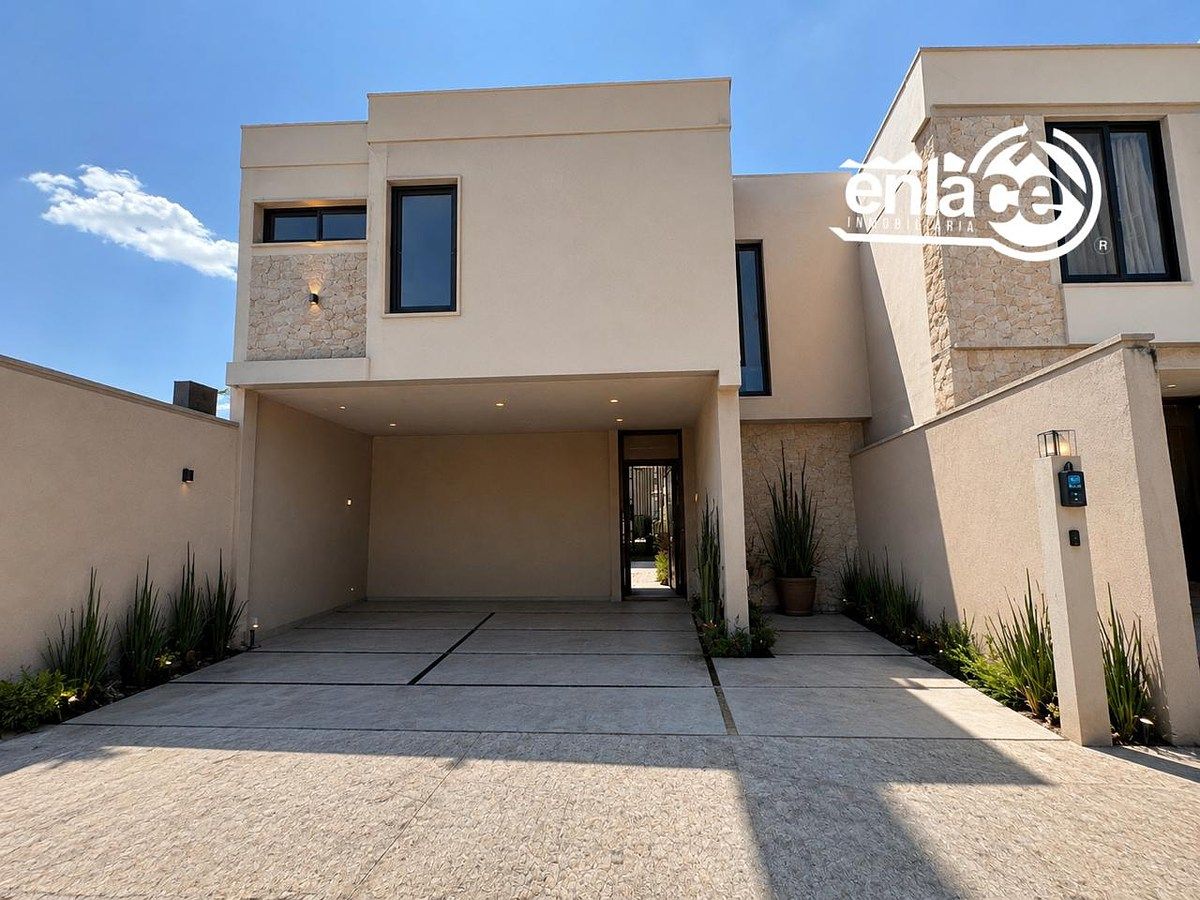 Casa Nova com Jardim, foto 1 de 12