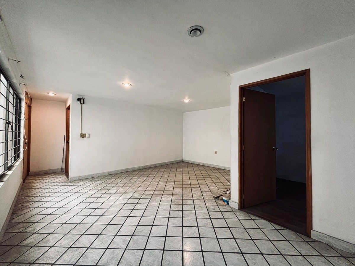 Casa en Metropolitana Tercera Sección, Nezahualcóyotl, foto 3 de 24