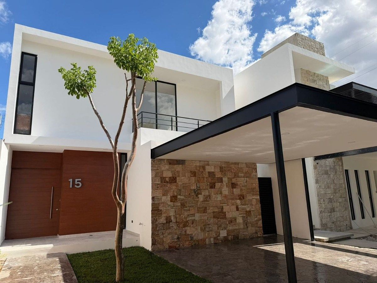 Casa en Santa Gertrudis Copo en Privada cerca City Center Merida Norte Venta, foto 1 de 30