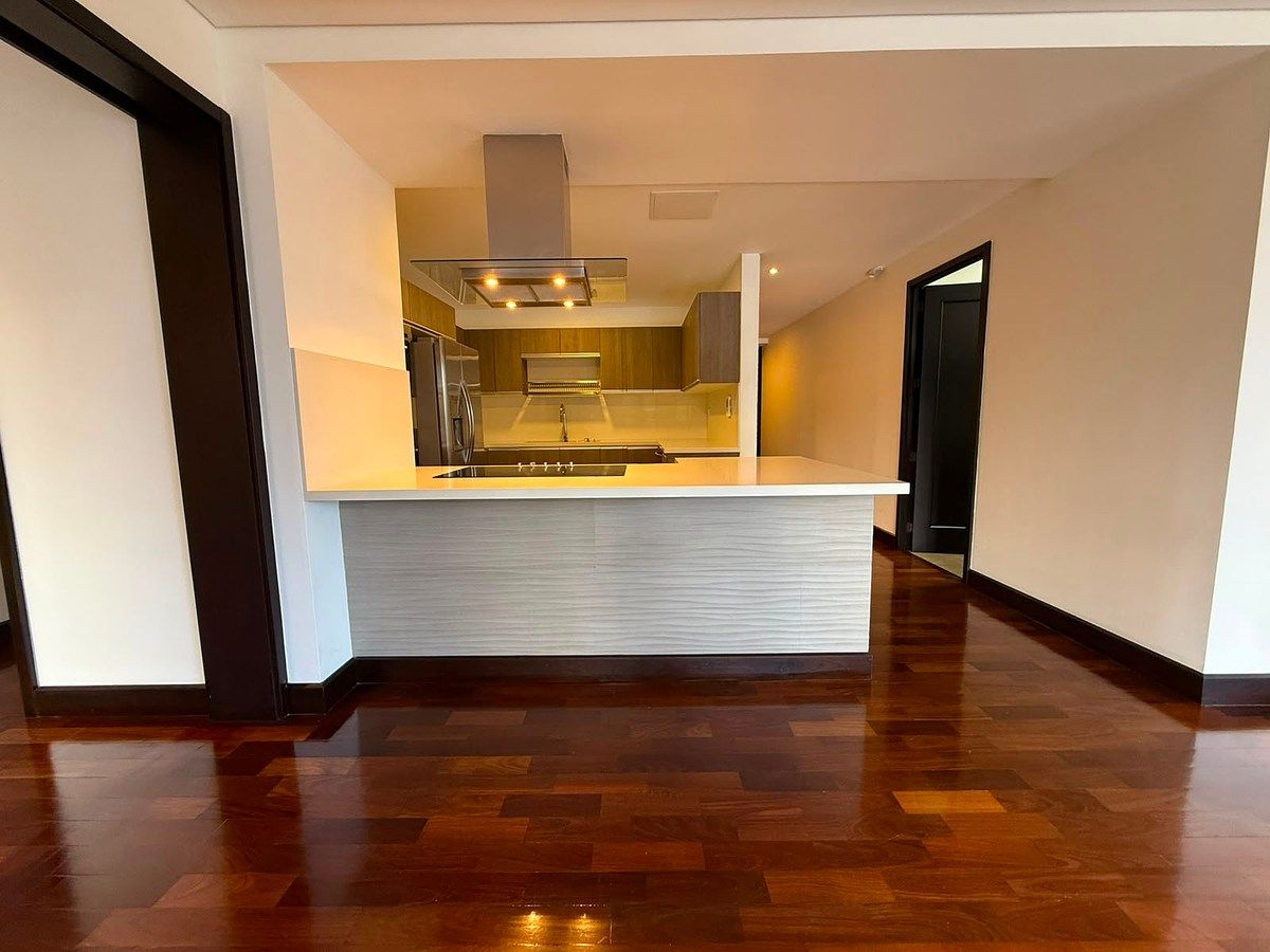 Apartamento en Zona 14, Guatemala, foto 3 de 26