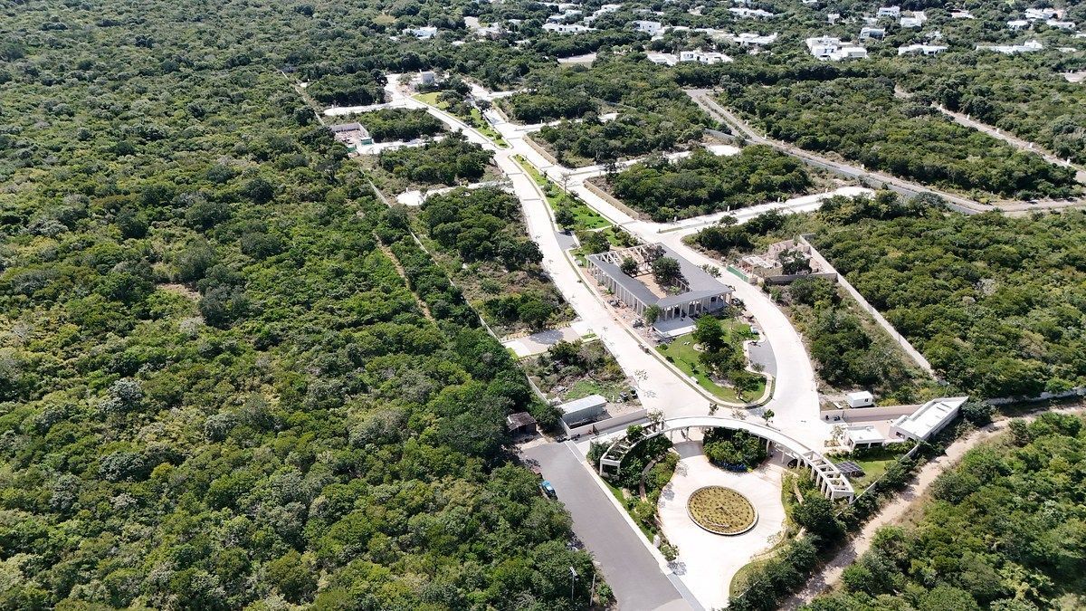 Terreno en venta en Mérida, residencial La Región, foto 1 de 13