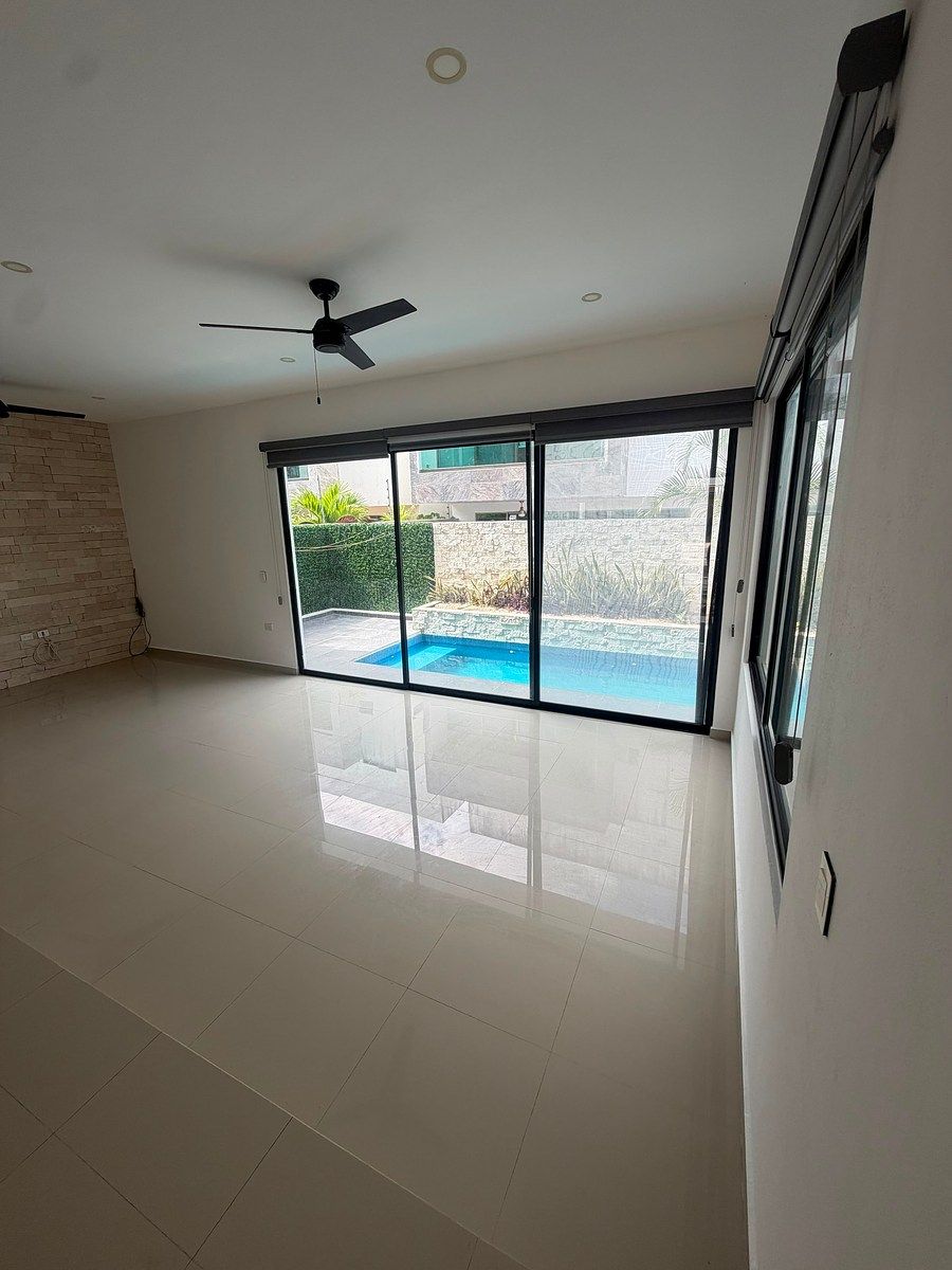 Casa em condomínio fechado em Alfredo V Bonfil, Benito Juárez, foto 2 de 42