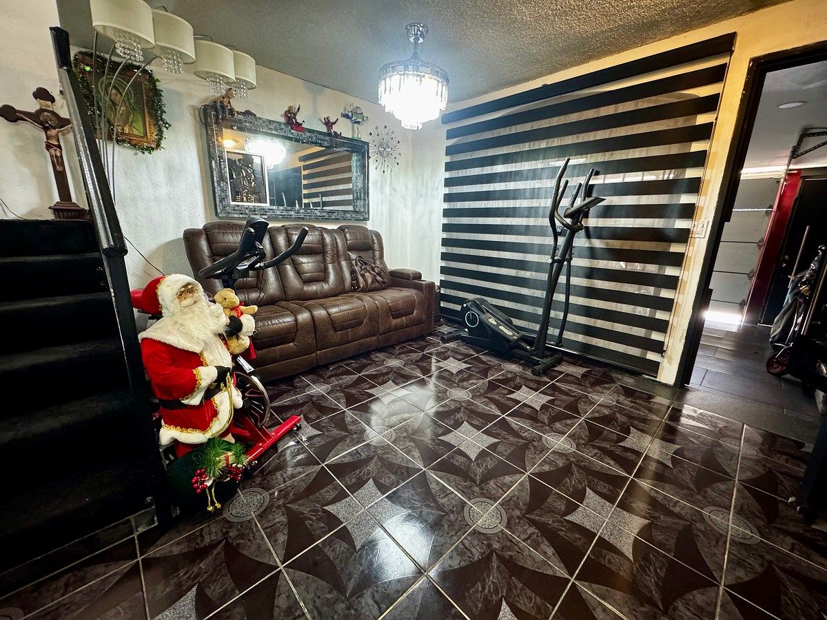 Casa em Lomas Virreyes, Tijuana, foto 4 de 21