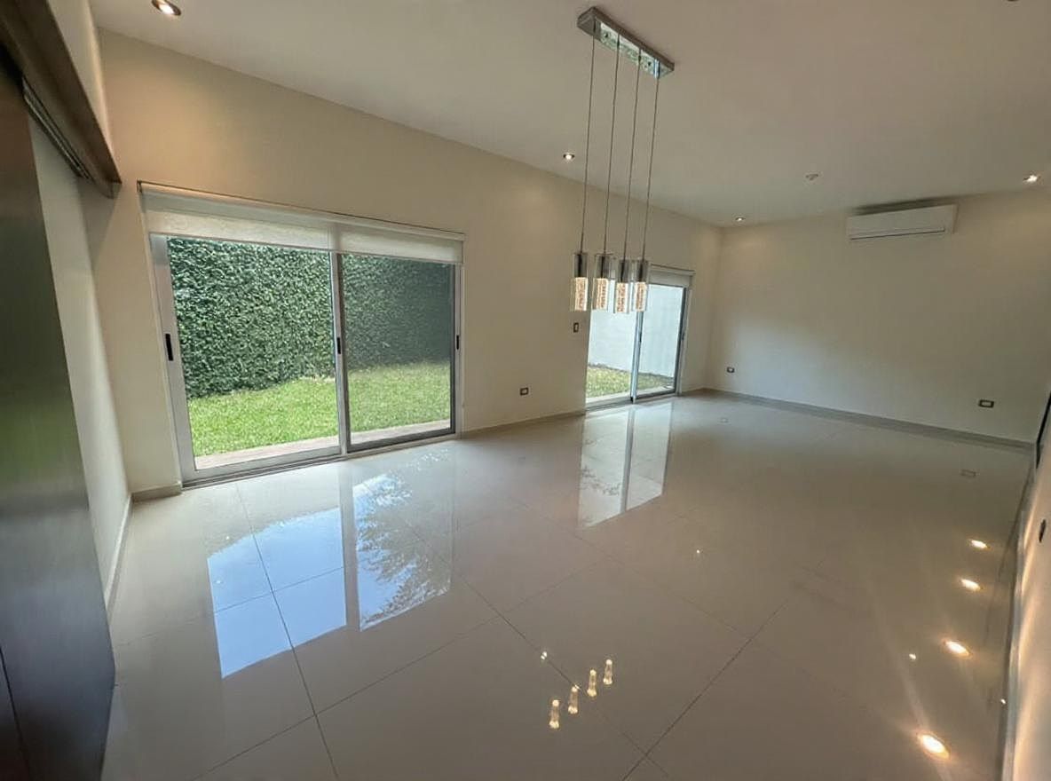 Casa en Carolco, Monterrey, foto 4 de 31