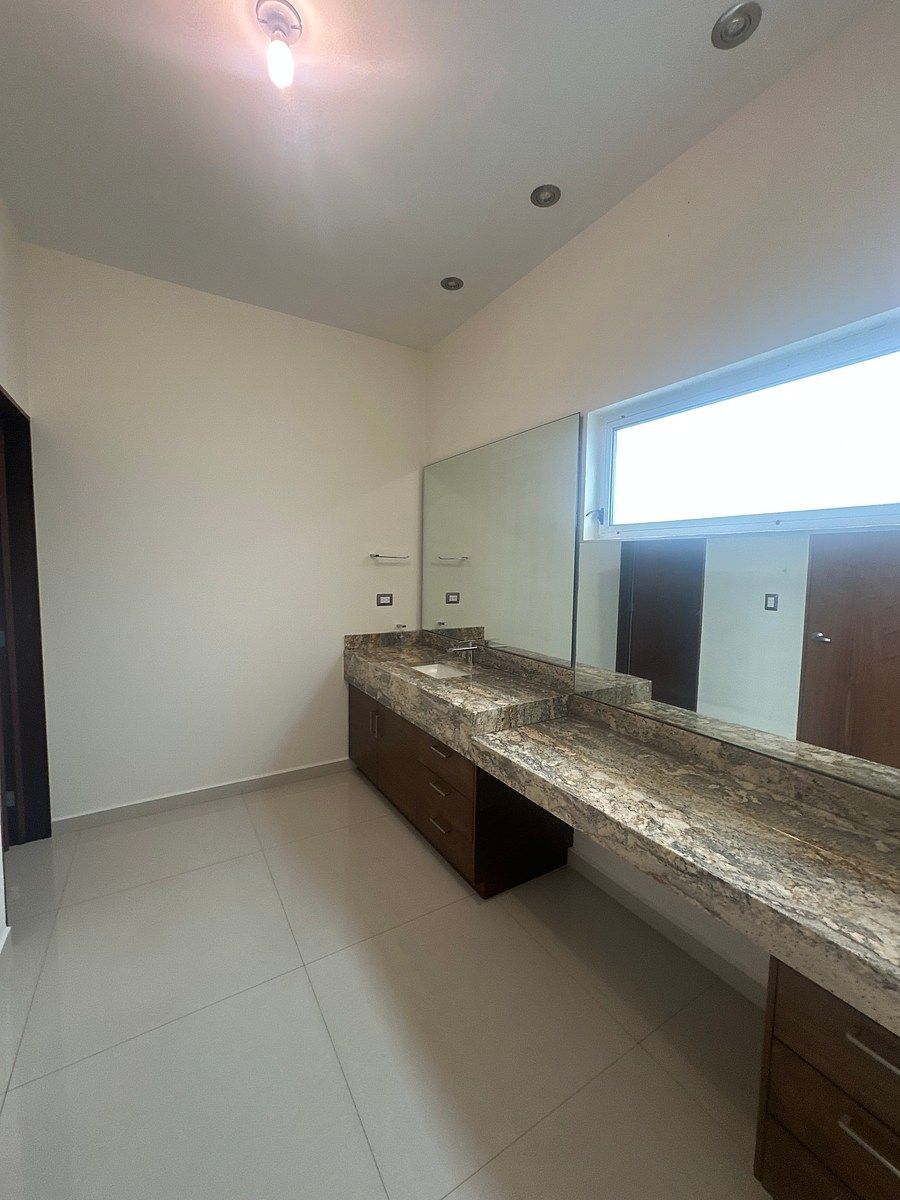 Casa en Carolco, Monterrey, foto 16 de 31
