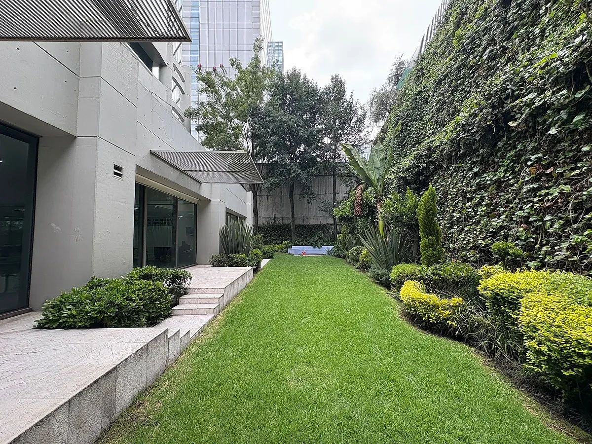 Building in ZEDEC Santa Fe, Álvaro Obregón, photo 3 of 21