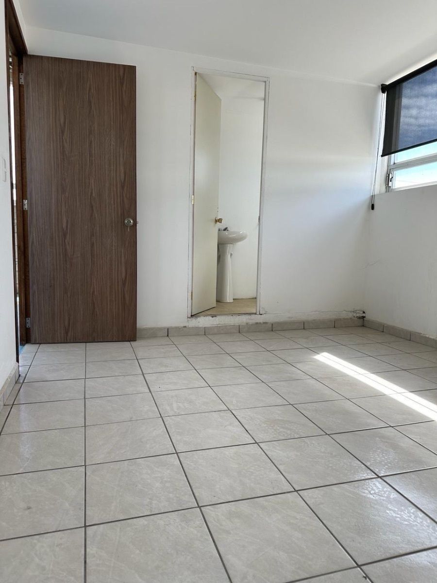 Bodega comercial en Espíritu Santo, Jilotzingo, foto 6 de 10