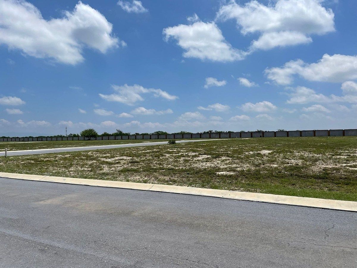 Lote em Las Aves Residencial and Golf Resort, Pesquería, foto 8 de 17