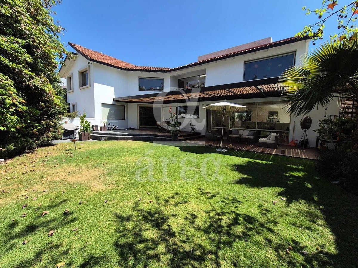 Hermosa Casa en Renta y Venta en Lomas Country, foto 1 de 43