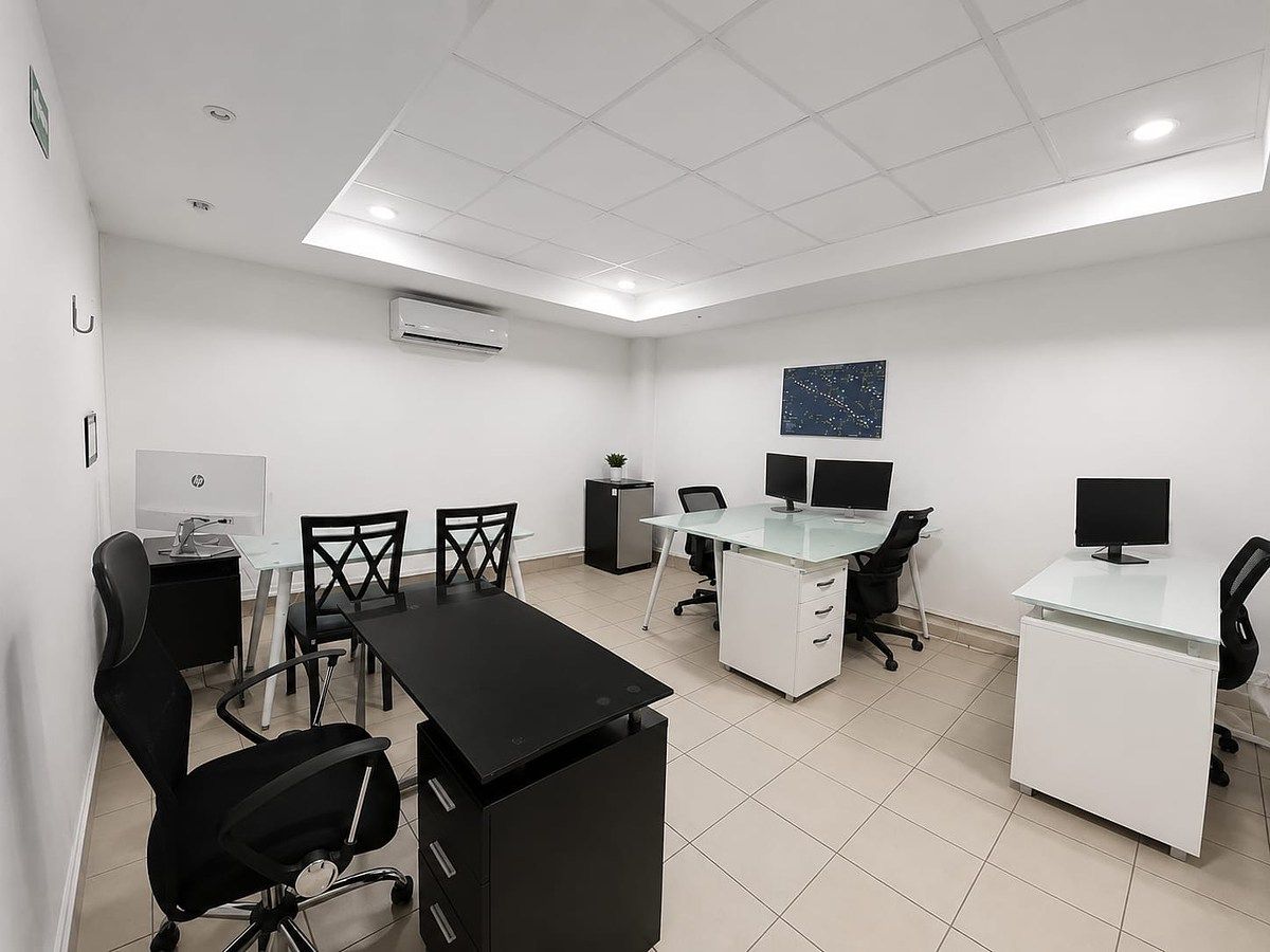 Commercial Storage Unit in Bivalbo, Carmen, photo 2 of 20