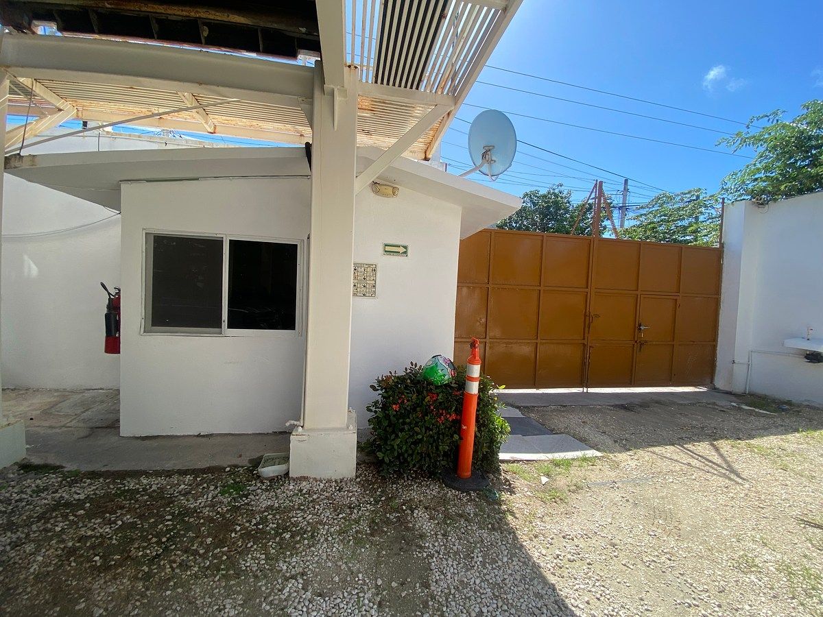 Commercial Storage Unit in Bivalbo, Carmen, photo 8 of 20