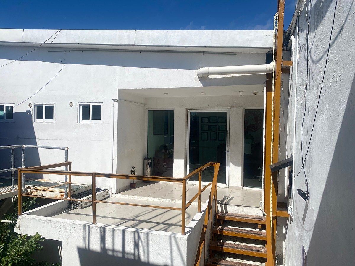 Commercial Storage Unit in Bivalbo, Carmen, photo 12 of 20