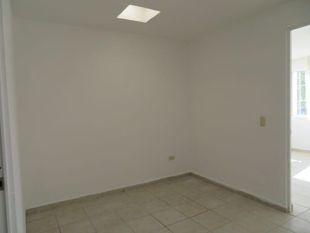 Casa em condomínio fechado em Pirámides, Corregidora, foto 5 de 13