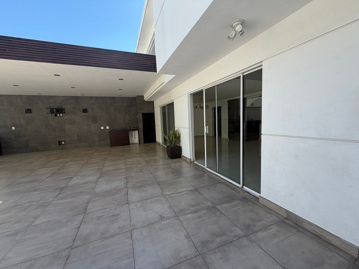 Casa en Hacienda Agua Caliente, Tijuana, foto 3 de 45