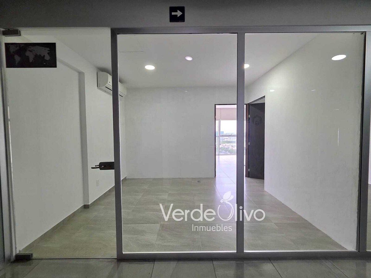 Oficina en Jurica La Solana, Querétaro, foto 7 de 17